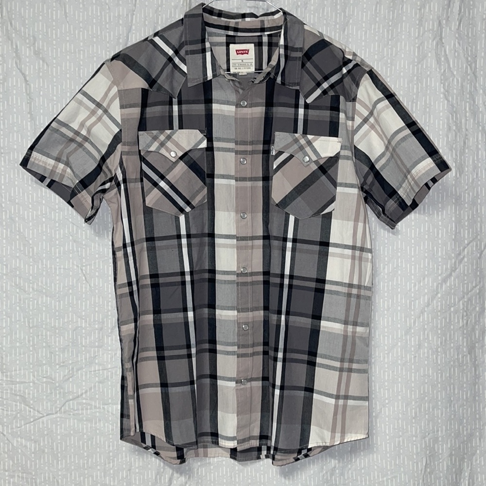 Levi’s Button-Up